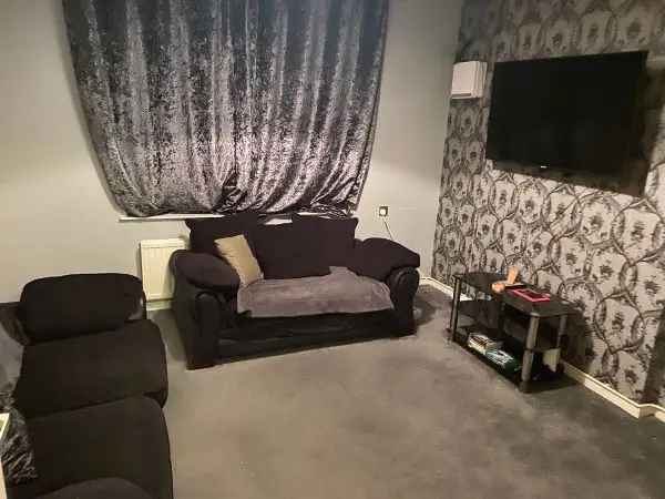 Flat For Rent in Chelmsford, England