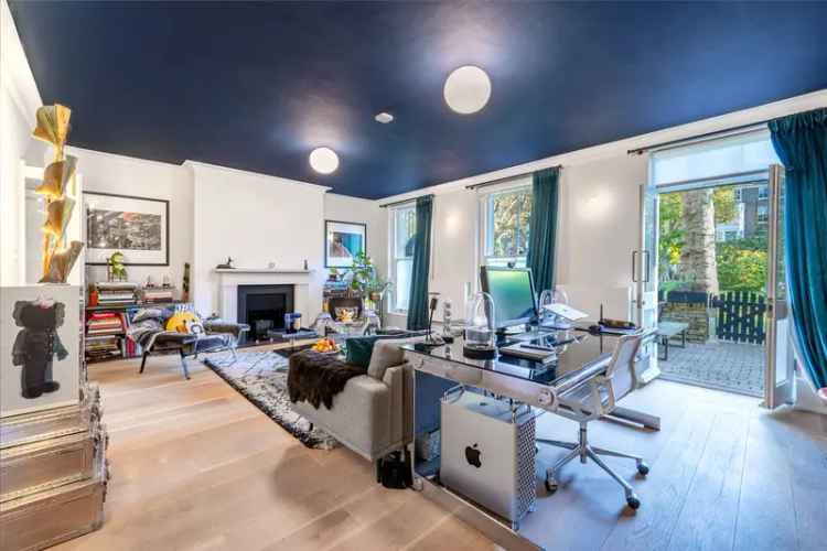 2 Bedroom Flat Apartment in London Near Queens Park