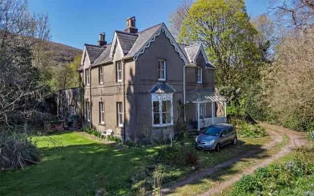 Four Bedroom Detached Family Home with Development Potential