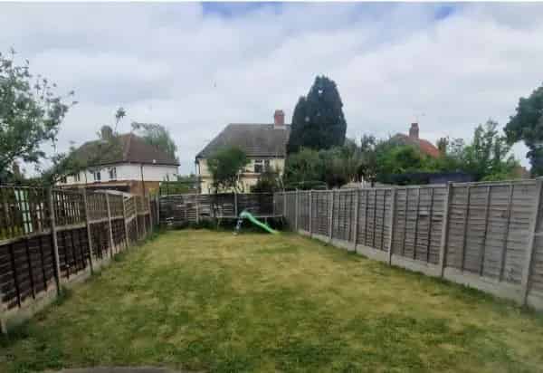 2 Bedroom End Terrace House Ipswich Large Garden Driveway
