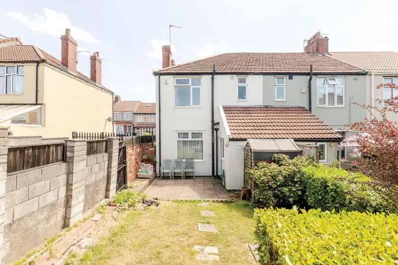 3 Bedroom End Terrace House for Sale Horfield