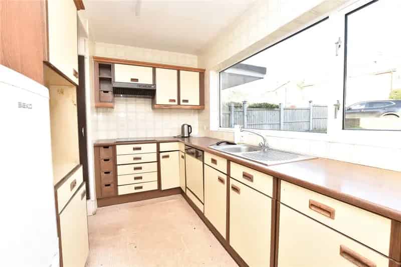 House For Sale , 103, Temple Avenue, Leeds, England