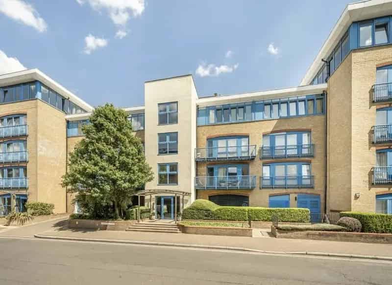 River Thames View Apartment 2 Beds 2 Baths Parking