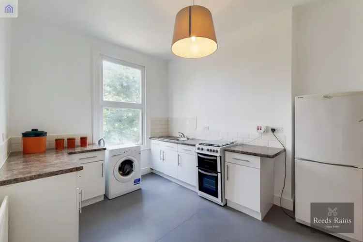 3 Bedroom Flat to Rent London SW4 Spacious 1000 sq ft