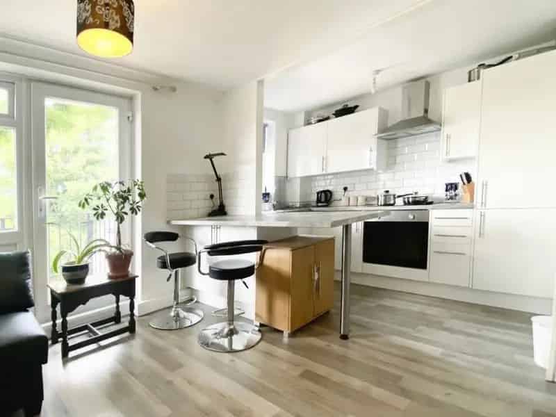 1 Bedroom Flat near Canterbury East Station