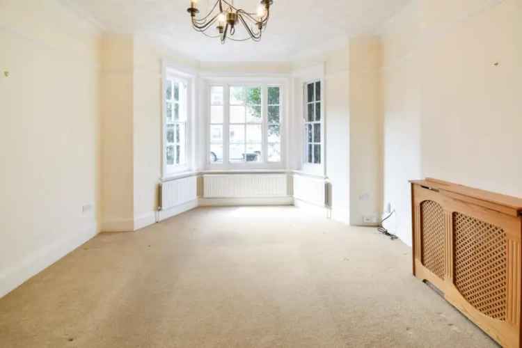 4 Bedroom Semi-Detached House for Sale Near Russell Park