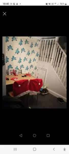 3 Bed House with Potential 4th Bedroom Ample Parking Close to Amenities