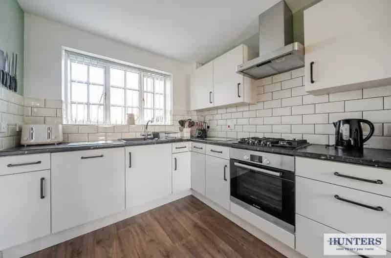 3 Bed Detached House for Sale in Barlby