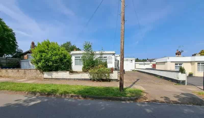 3 Bedroom Bungalow for Sale