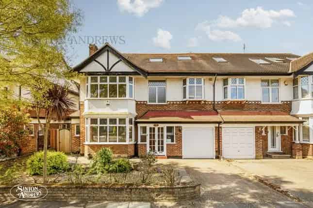 5 Bedroom Family Home Delamere Road Ealing W5