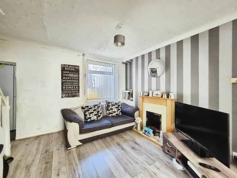 2 Bedroom Terraced House Renovation Project Near Schools