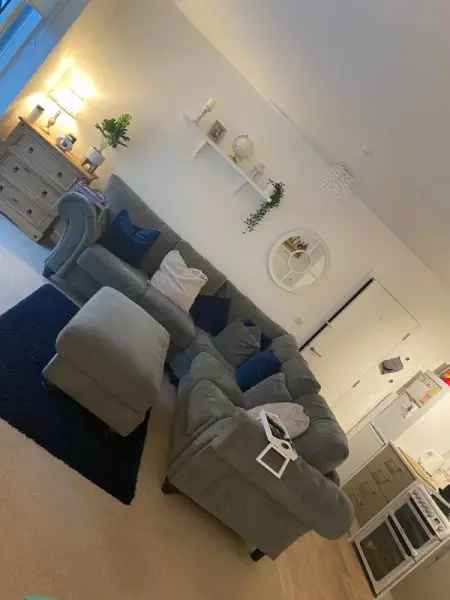 Flat For Rent in Chelmsford, England