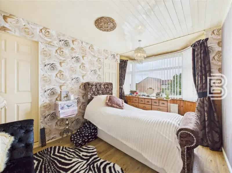 3 Bed Semi Detached House For Sale