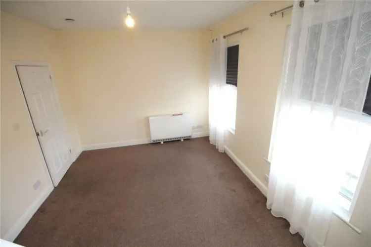 1 Bedroom Flat near Addison Howard Park