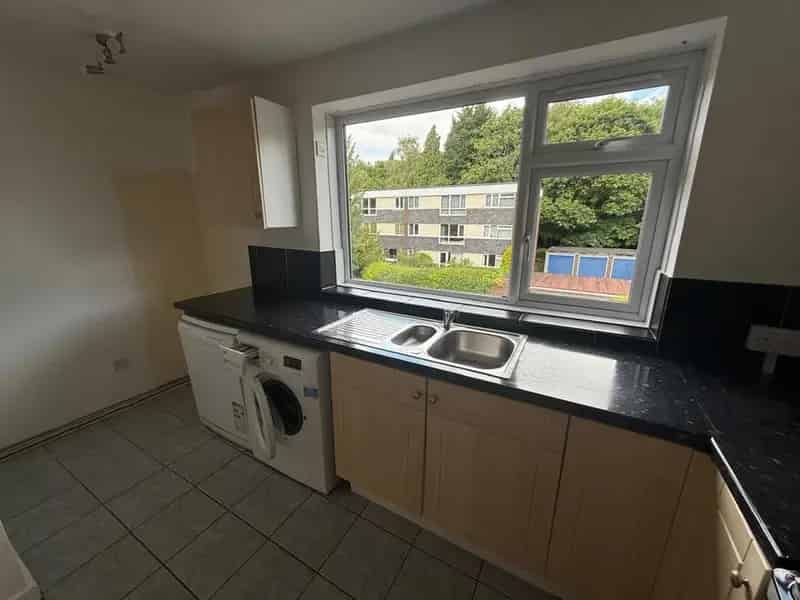 2 Bedroom Flat to Rent