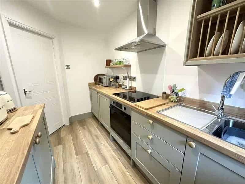 2 Bed Flat for Sale in Wilmslow - South Lawns Development