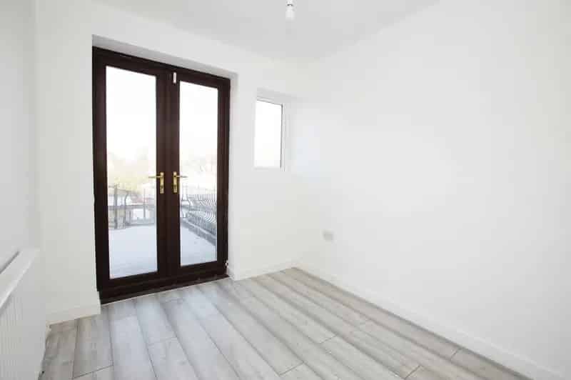 4 bedroom Mid Terrace House to rent, London, E16
