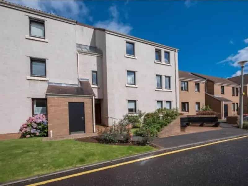 1 Bedroom Flat to Rent in Trinity Edinburgh