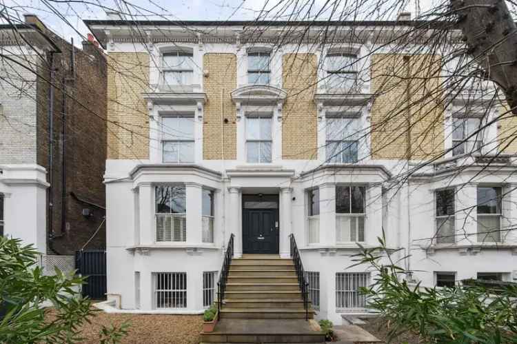 3 Bedroom Maisonette for Sale in Notting Hill