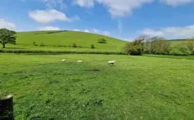 Spacious Detached Bungalow with Stunning Views and Ample Parking