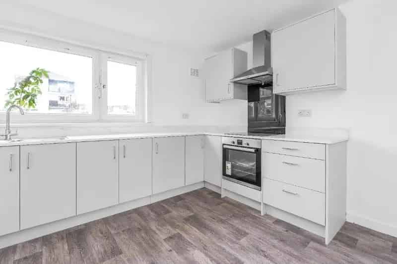 2 Bedroom Flat to Rent in Edinburgh