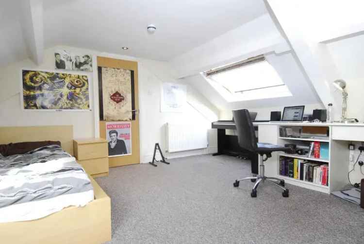 4 bedroom flat to rent