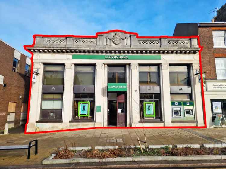 Lloyds Bank Dunstable High Street Commercial Property for Sale