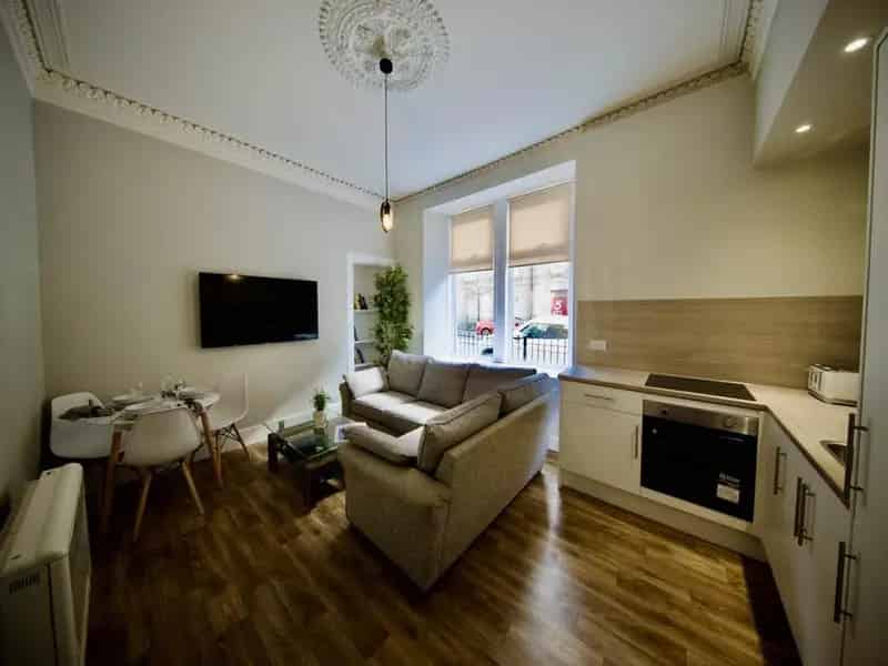 2 bedroom ground floor flat to rent