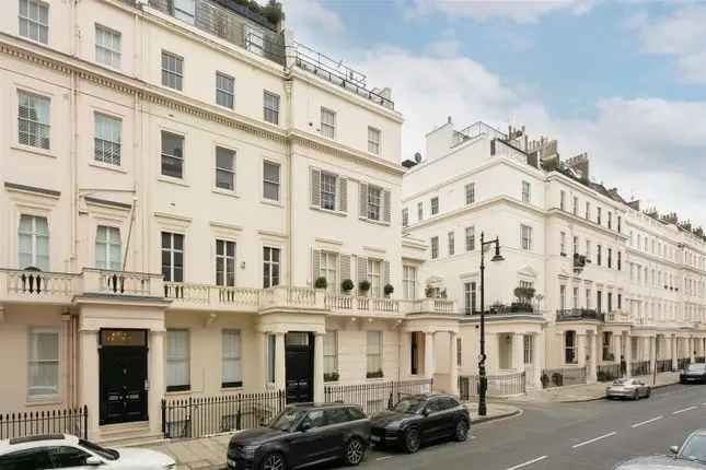 Flat for sale in Eaton Place, Belgravia SW1X.