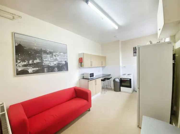 3 bedroom apartment to rent