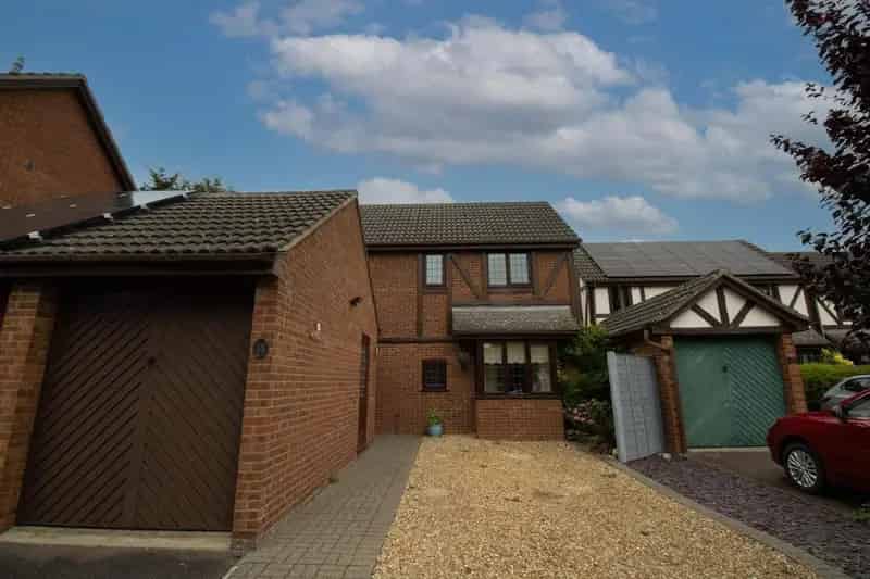 3 Bedroom Detached House to Rent in Cambridge