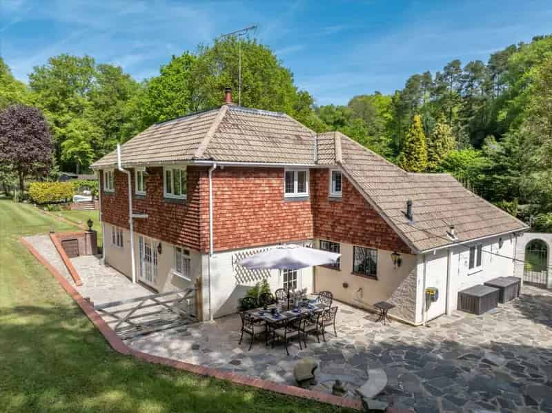 Stunning Family Home with Annexe and Extensive Grounds