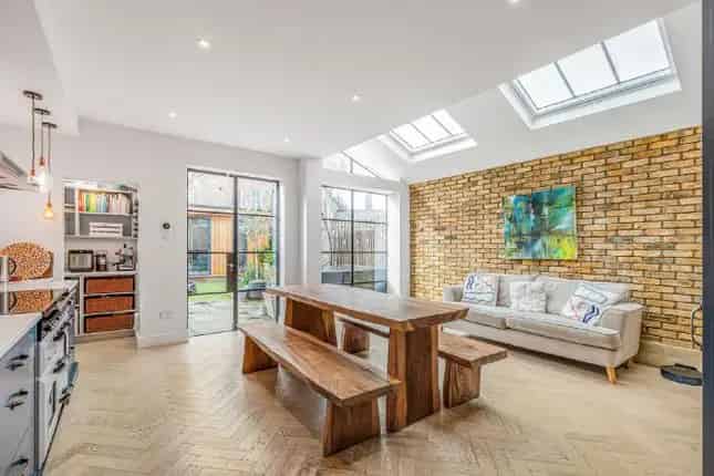 Victorian Family Home for Sale in London SE5