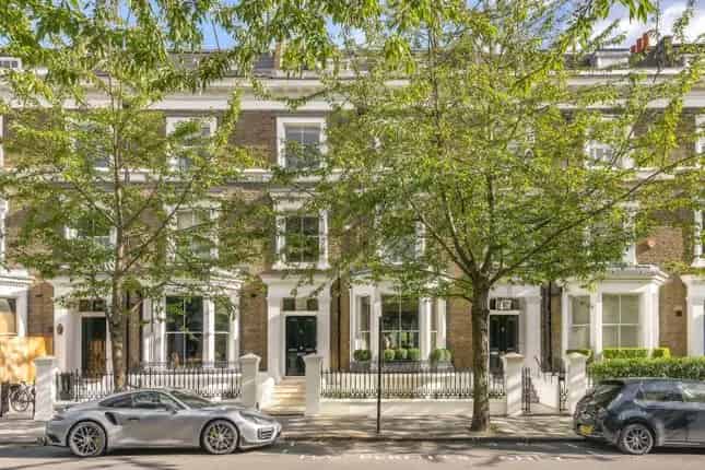 Six Bedroom House for Sale in Upper Addison Gardens London
