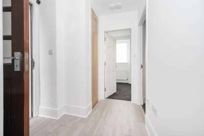 Modern 1-Bedroom Apartment in Peterculter