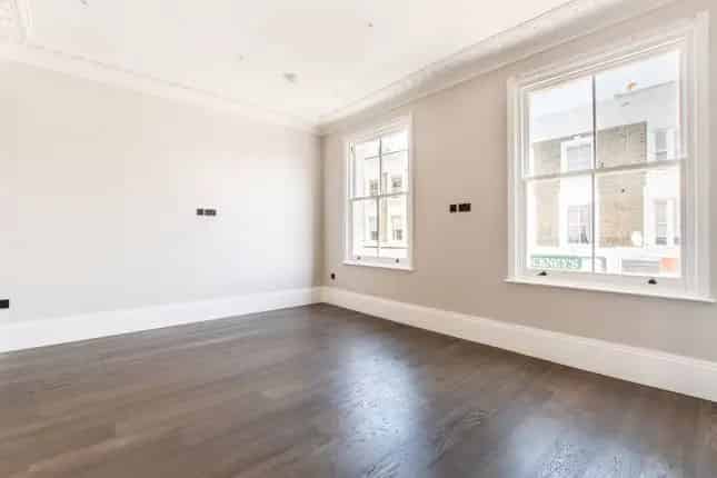 3 Bedroom Duplex Apartment for Sale on Portobello Road London