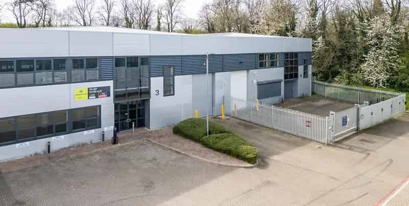 Modern Refurbished Industrial Unit with High Eaves and Excellent Amenities