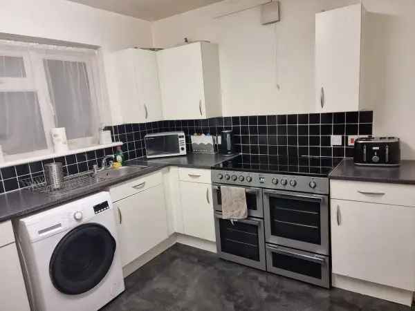 House For Rent in Reading, England