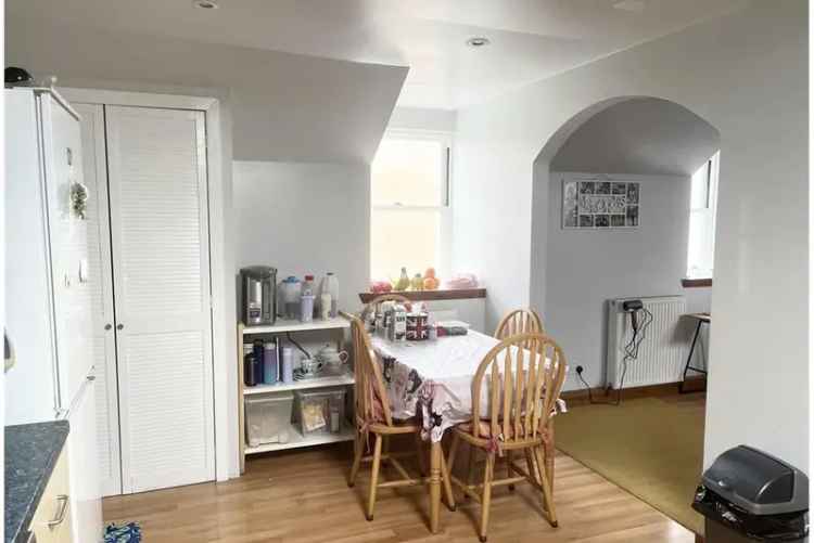 2 Bed House - Terraced with 1 Reception Room