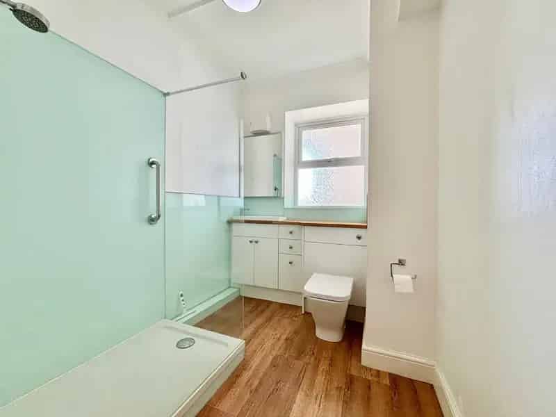 2 Bed Seafront Garden Flat for Sale