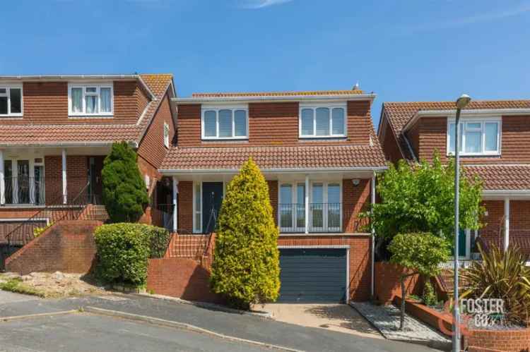4 Bedroom Detached House with Sea Views