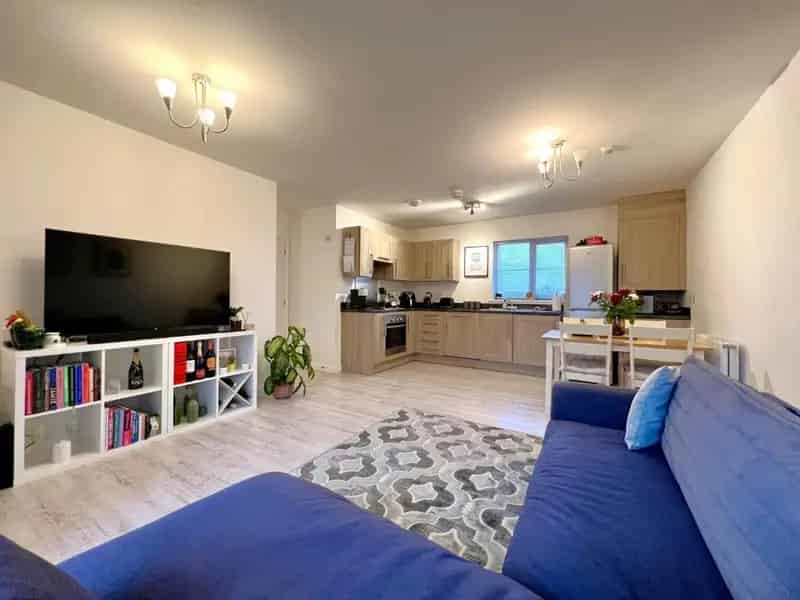 2 Bedroom Flat For Sale Repton Park Ashford