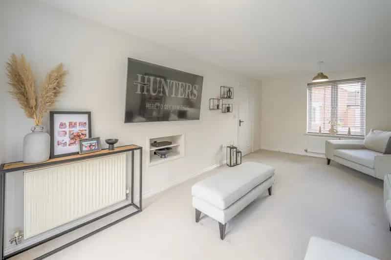 4 bedroom House
 For Sale