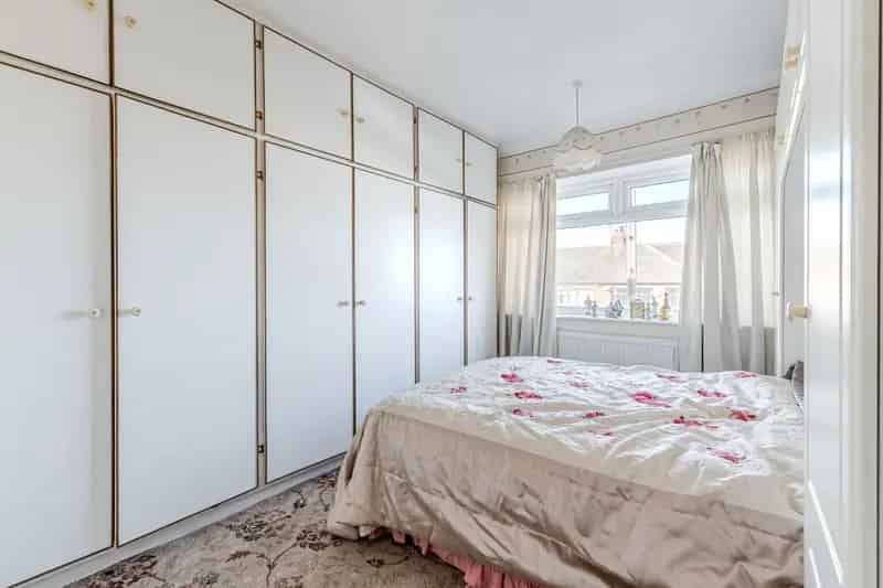 Three Bed End Terrace House Rothwell Needs Modernisation