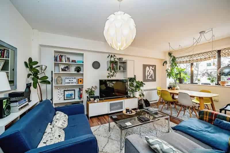 Three Double Bedroom Apartment Near Aylesbury Town Centre