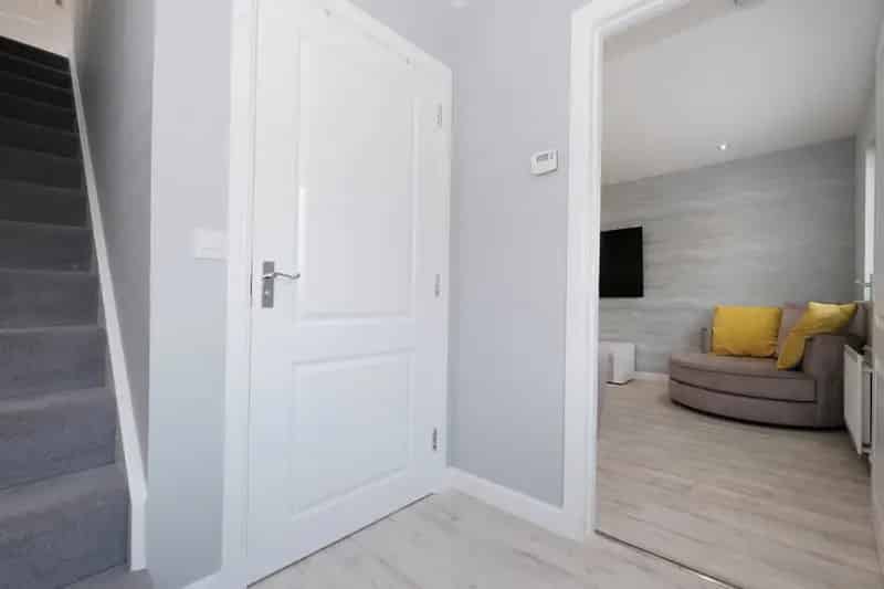 3 Bedroom Detached Home For Sale