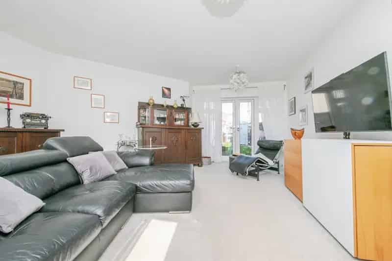 Three Storey Townhouse Colchester River Colne Solar Panels Smart Home