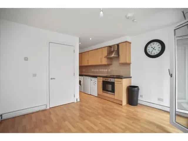2 Bedroom Terraced House for Sale in Leith Edinburgh