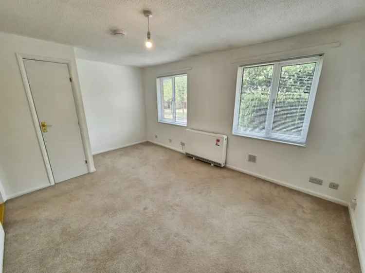 1 Bedroom Flat To Rent Available May 17 2025