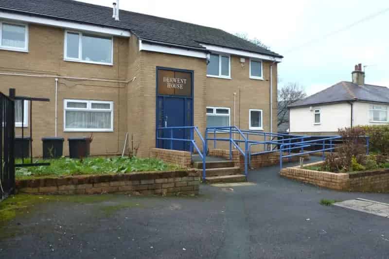 One Bedroom Apartment Lee Mount Ample Parking